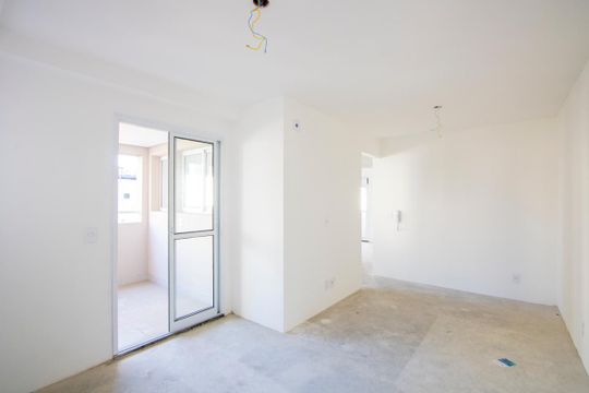 Sala de apartamento à venda com 2 quartos, 58m² em Jardim Bela Vista, Santo André