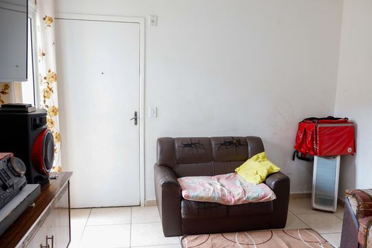 Apartamento à venda com 2 quartos, 50m² em Metalúrgicos, Osasco