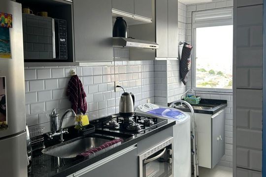Cozinha de apartamento à venda com 2 quartos, 42m² em Jardim Boa Vista (Zona Oeste), Osasco
