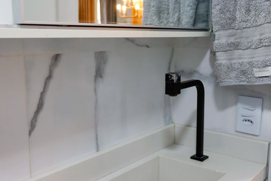 Banheiro de apartamento à venda com 2 quartos, 35m² em Presidente Altino, Osasco
