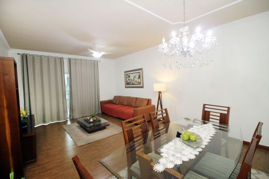 Sala de casa à venda com 4 quartos, 130m² em Penha Circular, Rio de Janeiro