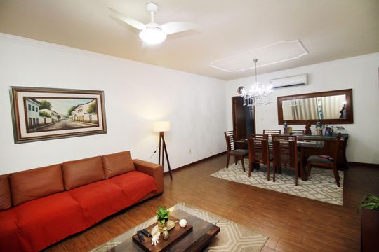Casa à venda com 4 quartos, 130m² em Penha Circular, Rio de Janeiro