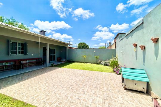 Casa à venda com 3 quartos, 150m² em Campina, São Leopoldo