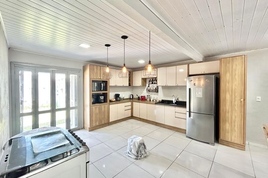 Casa à venda com 3 quartos, 150m² em Campina, São Leopoldo