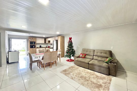 Sala de casa à venda com 3 quartos, 150m² em Campina, São Leopoldo