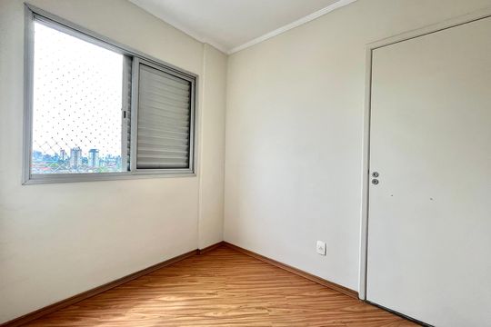 Quarto 2 de apartamento à venda com 3 quartos, 70m² em Vila Campestre, São Paulo