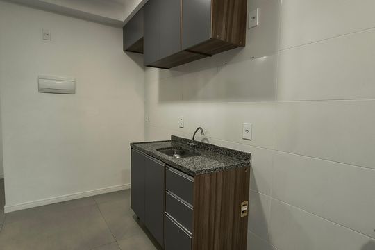 Cozinha e Área de Serviço  de apartamento à venda com 2 quartos, 50m² em Recreio dos Bandeirantes, Rio de Janeiro