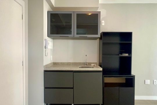 Cozinha de kitnet/studio à venda com 1 quarto, 27m² em Pinheiros, São Paulo