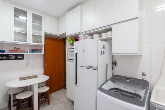 Cozinha e Área de Serviço de apartamento à venda com 3 quartos, 65m² em Serrano, Belo Horizonte