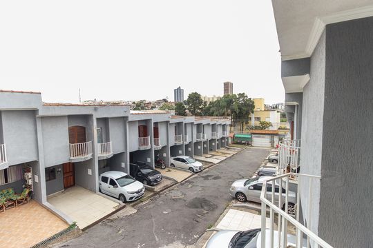 Vista Varanda do Quarto 1 de casa de condomínio à venda com 2 quartos, 71m² em Vila Carmosina, São Paulo