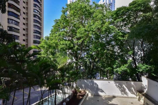 Vista da Suíte 2 de apartamento à venda com 4 quartos, 169m² em Real Parque, São Paulo