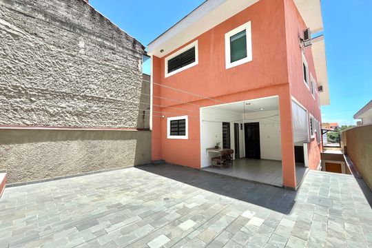 Quintal de casa à venda com 3 quartos, 281m² em Cidade Vargas, São Paulo