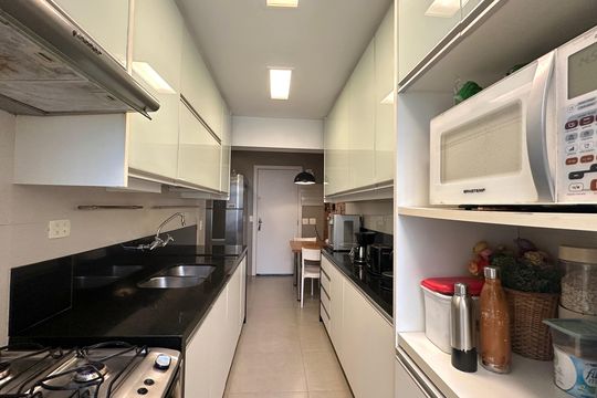 Apartamento à venda com 4 quartos, 140m² em Lagoa, Rio de Janeiro