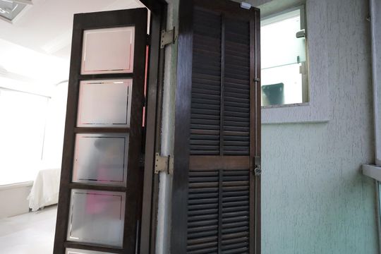 Sacada Suíte 4 de casa à venda com 6 quartos, 500m² em Parque das Nações, Santo André