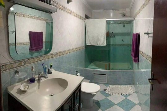 Casa à venda com 4 quartos, 101m² em Quitaúna, Osasco