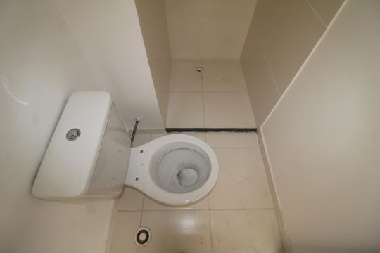 Banheiro de apartamento à venda com 2 quartos, 28m² em Casa Verde Alta, São Paulo