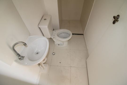 Banheiro de apartamento à venda com 2 quartos, 28m² em Casa Verde Alta, São Paulo