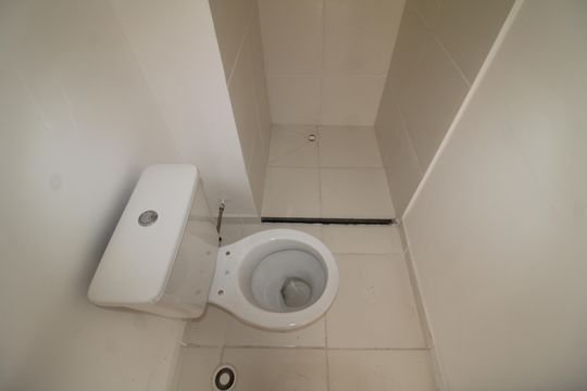 Banheiro de apartamento à venda com 2 quartos, 28m² em Casa Verde Alta, São Paulo