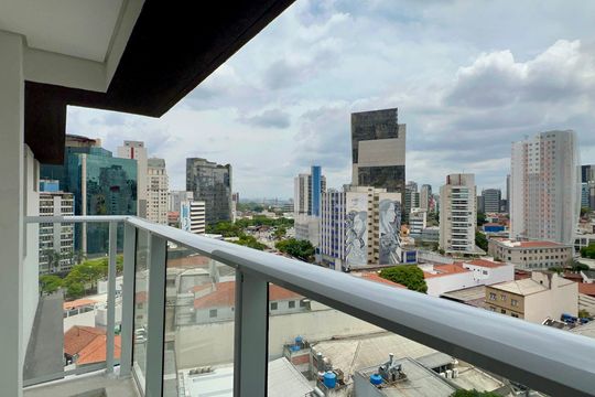 Varanda de kitnet/studio para alugar com 1 quarto, 25m² em Pinheiros, São Paulo