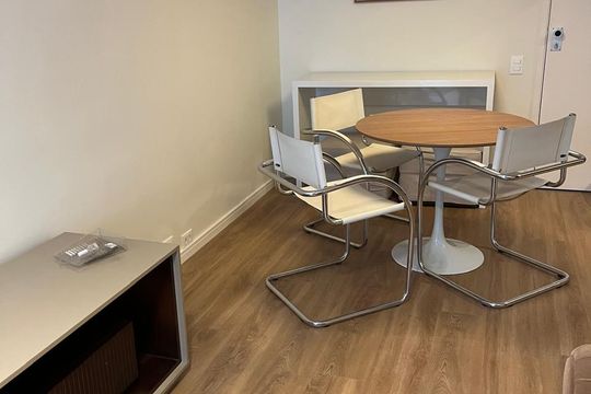 Sala de apartamento à venda com 1 quarto, 43m² em Jardins, São Paulo