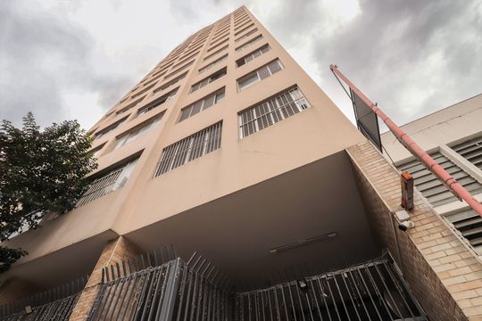 Fachada de apartamento à venda com 2 quartos, 80m² em Água Branca, São Paulo