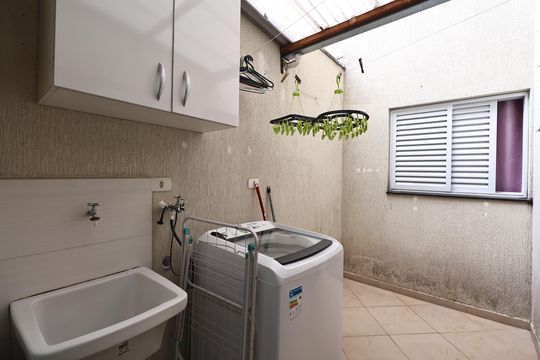 Lavanderia de apartamento à venda com 2 quartos, 64m² em Pinheirinho, Santo André
