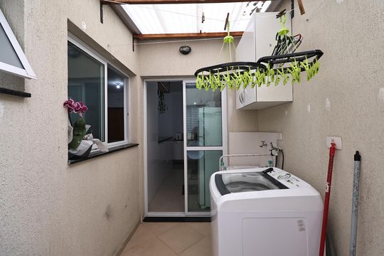 Lavanderia de apartamento à venda com 2 quartos, 64m² em Pinheirinho, Santo André