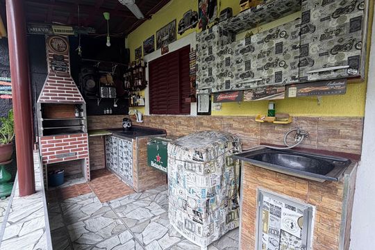 Área de Serviço - Fundos de casa à venda com 5 quartos, 300m² em Jardim São José, Campinas