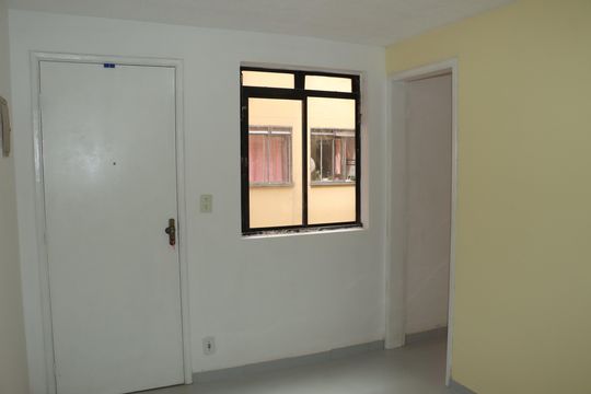Apartamento para alugar com 2 quartos, 47m² em Parque Jane, Embu das Artes