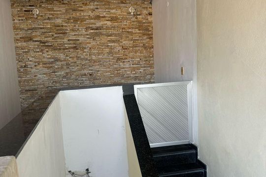 Corredor de casa para alugar com 3 quartos, 100m² em Centro, Mesquita