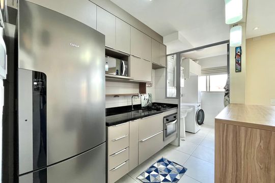 Cozinha de apartamento à venda com 2 quartos, 67m² em Vila Santa Catarina, São Paulo