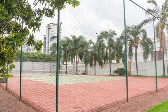 Área Comum - Quadra de Tenis de casa de condomínio para alugar com 4 quartos, 310m² em Jardim Karaíba, Uberlândia