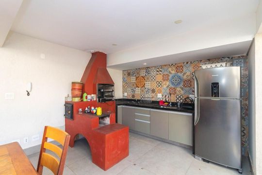 Área comum de casa para alugar com 4 quartos, 398m² em Cidade Nova, Belo Horizonte