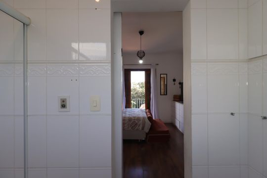 Banheiro da Suíte 1 de casa à venda com 3 quartos, 270m² em Vila Bastos, Santo André