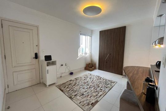 Apartamento à venda com 1 quarto, 57m² em Taquaral, Campinas