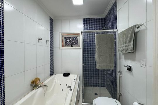 Casa à venda com 5 quartos, 380m² em Residencial Tres (Alphaville), Santana de Parnaíba