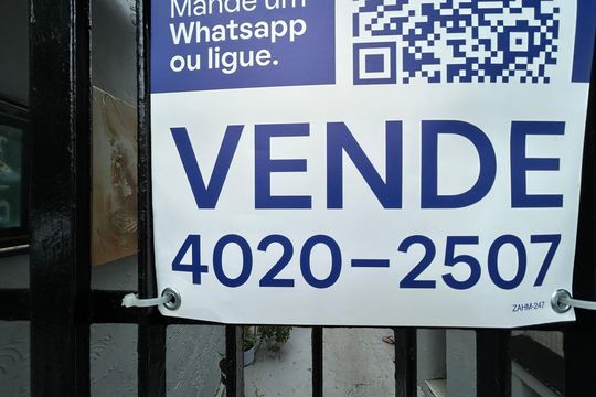 Código alpha numerico de casa à venda com 3 quartos, 95m² em Encantado, Rio de Janeiro