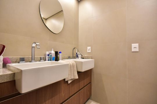 Banheiro Suíte 2 de apartamento para alugar com 2 quartos, 142m² em Jurubatuba, São Paulo