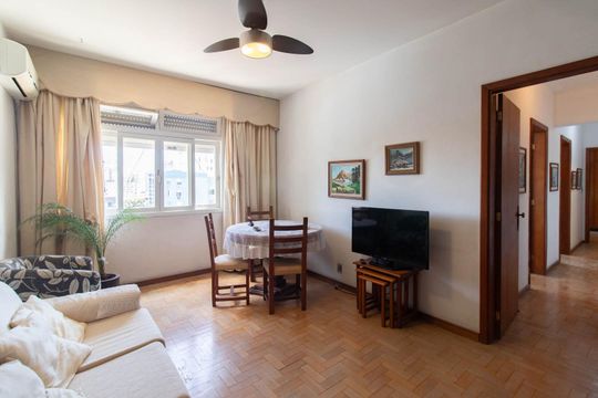 Apartamento à venda com 3 quartos, 94m² em Centro Histórico, Porto Alegre