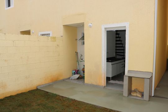 Casa de Condomínio para alugar com 2 quartos, 80m² em Chácara Ondas Verdes, Cotia