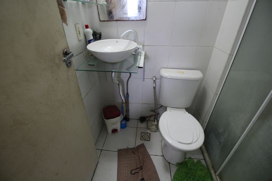 Banheiro de apartamento à venda com 2 quartos, 51m² em Taquara, Rio de Janeiro