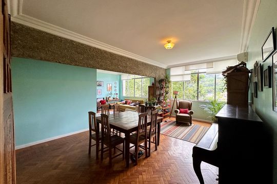 Apartamento à venda com 2 quartos, 118m² em Cosme Velho, Rio de Janeiro