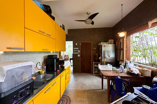 Cozinha de apartamento à venda com 2 quartos, 118m² em Cosme Velho, Rio de Janeiro