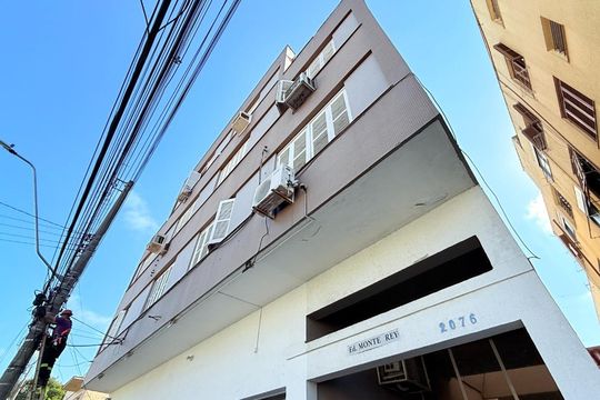 Fachada de apartamento à venda com 2 quartos, 71m² em Partenon, Porto Alegre