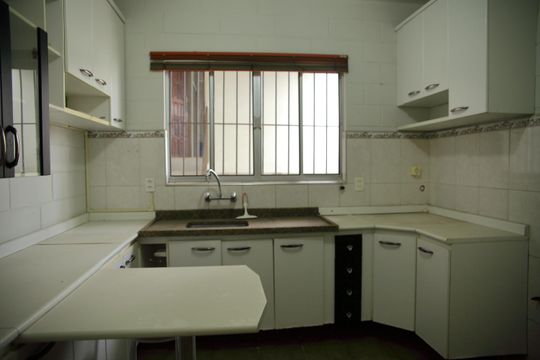 Casa à venda com 4 quartos, 180m² em Vila Santa Luzia, São Bernardo do Campo