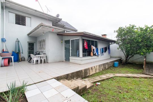 Área comum de casa à venda com 4 quartos, 287m² em Pinheirinho, Curitiba