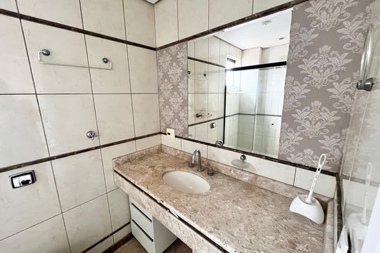 Apartamento à venda com 3 quartos, 160m² em Ch Encosto, São Paulo