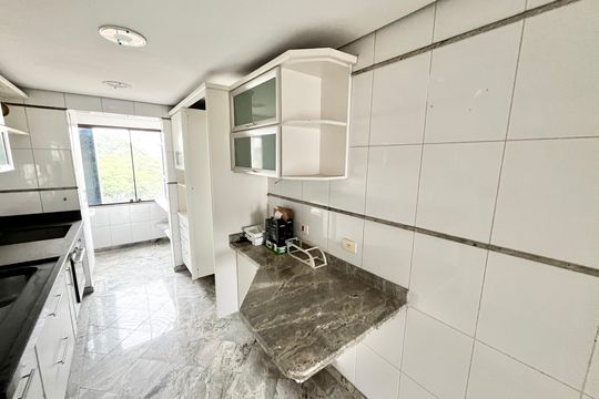 Apartamento à venda com 3 quartos, 160m² em Ch Encosto, São Paulo