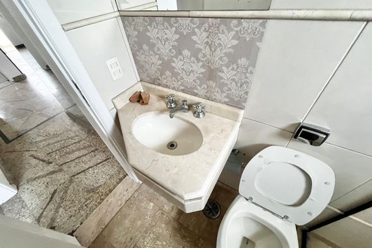 Apartamento à venda com 3 quartos, 160m² em Ch Encosto, São Paulo