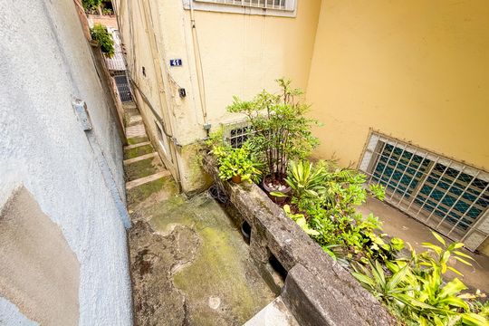 Quintal de casa à venda com 4 quartos, 240m² em Vila Mariana, São Paulo